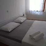And Ref Apartament *