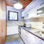 And Ref Apartament *