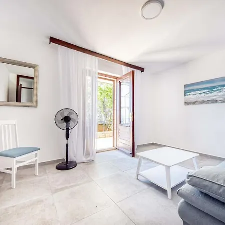 And Ref Апартаменты Сумартин