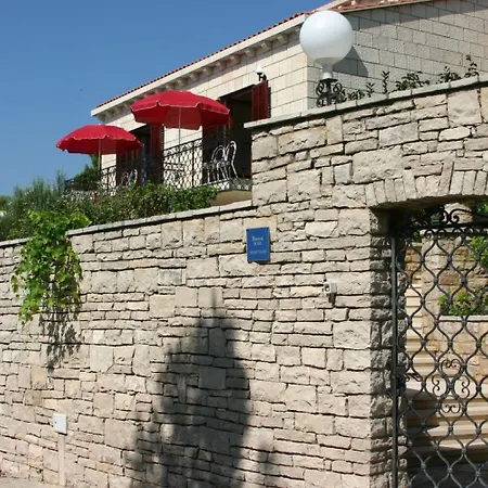 Апартаменты And Ref Сумартин